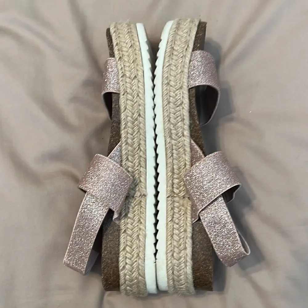 Madden girl size 8.5 pink & gold sparkly jute wedge comfy stylish sandals GUC